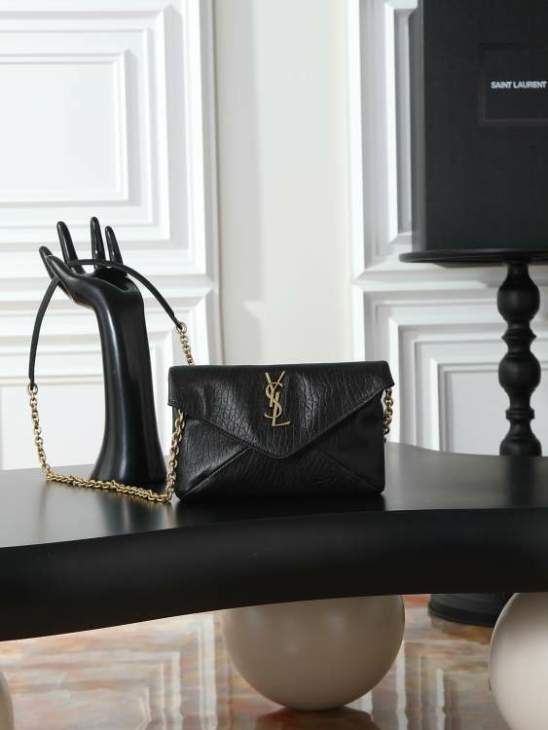 Picture of Saint Laurent Handbags _SKUfw240128343fw